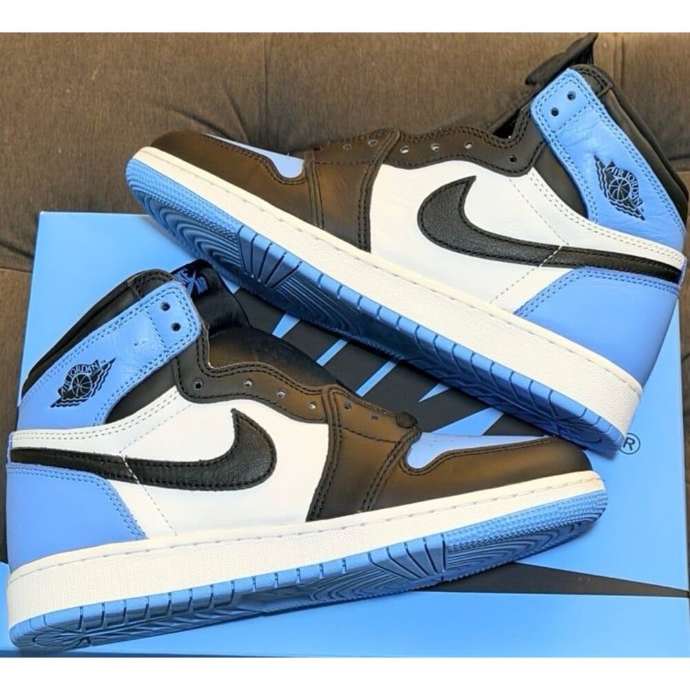 NIKE AIR JORDAN 1 HIGH UNC TOE SIZE 7Y/8.5W